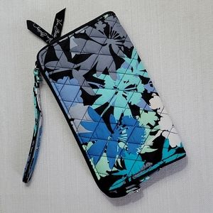 Vera Bradley Camofloral wristlet wallet